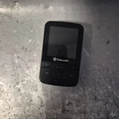 OAKCASTLE MP100 POCKET MP3 PLAYER 