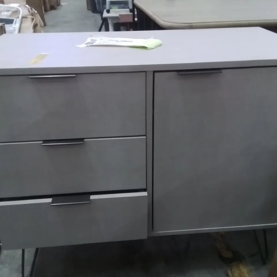DUFESNE CASUAL LIVING SMALL SIDEBOARD WITH ONE DOOR AND 3 DRAWERS