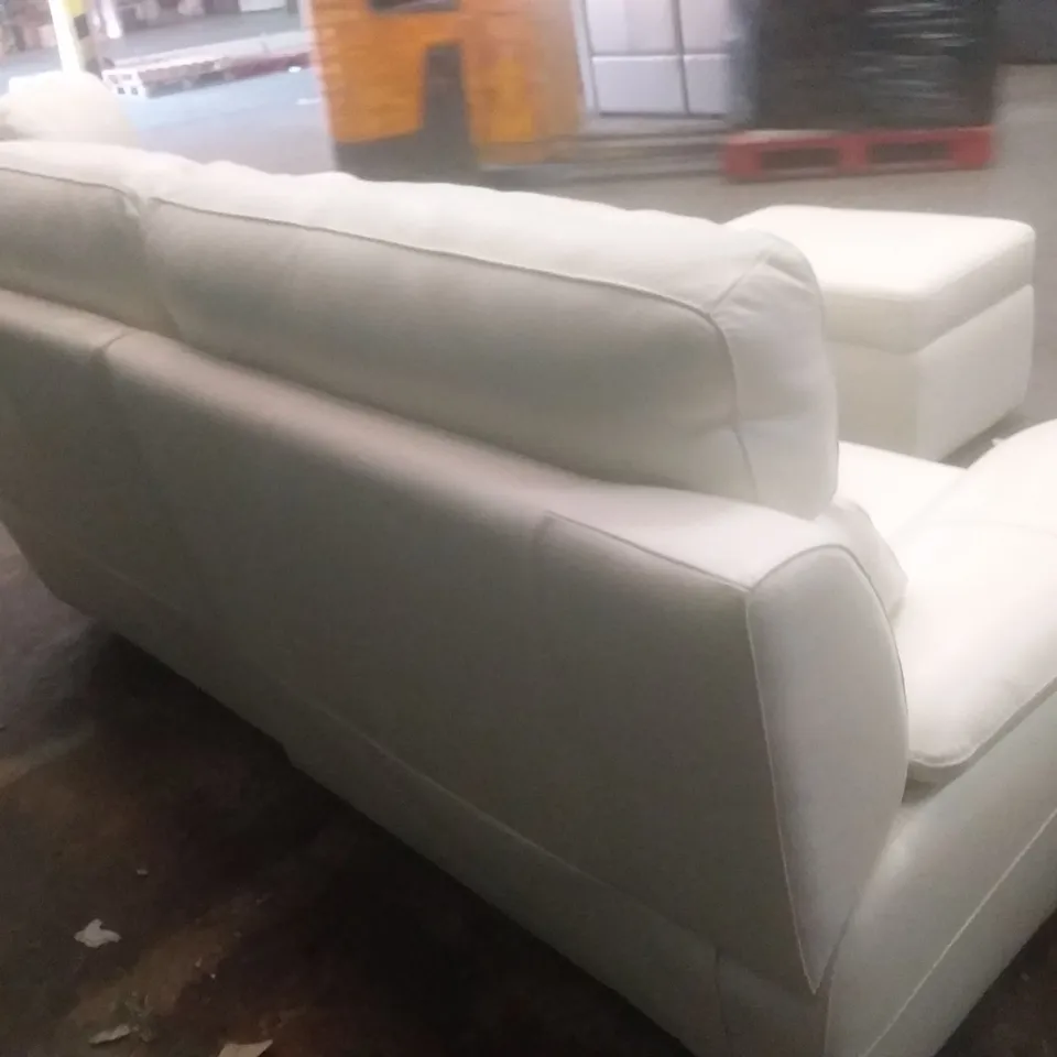 DESIGNER ITALIAN MADE PATIZIO WHITE LEATHER ELECTRIC RECLINING THREE SEATER SOFA, TWO ELECTRIC RECLINING ARMCHAIRS AND PANDORA FOOTSTOOL