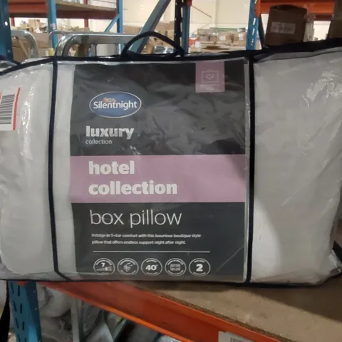 BAGGED SILENTNIGHT LUXURY HOTEL COLLECTION BOX PILLOW