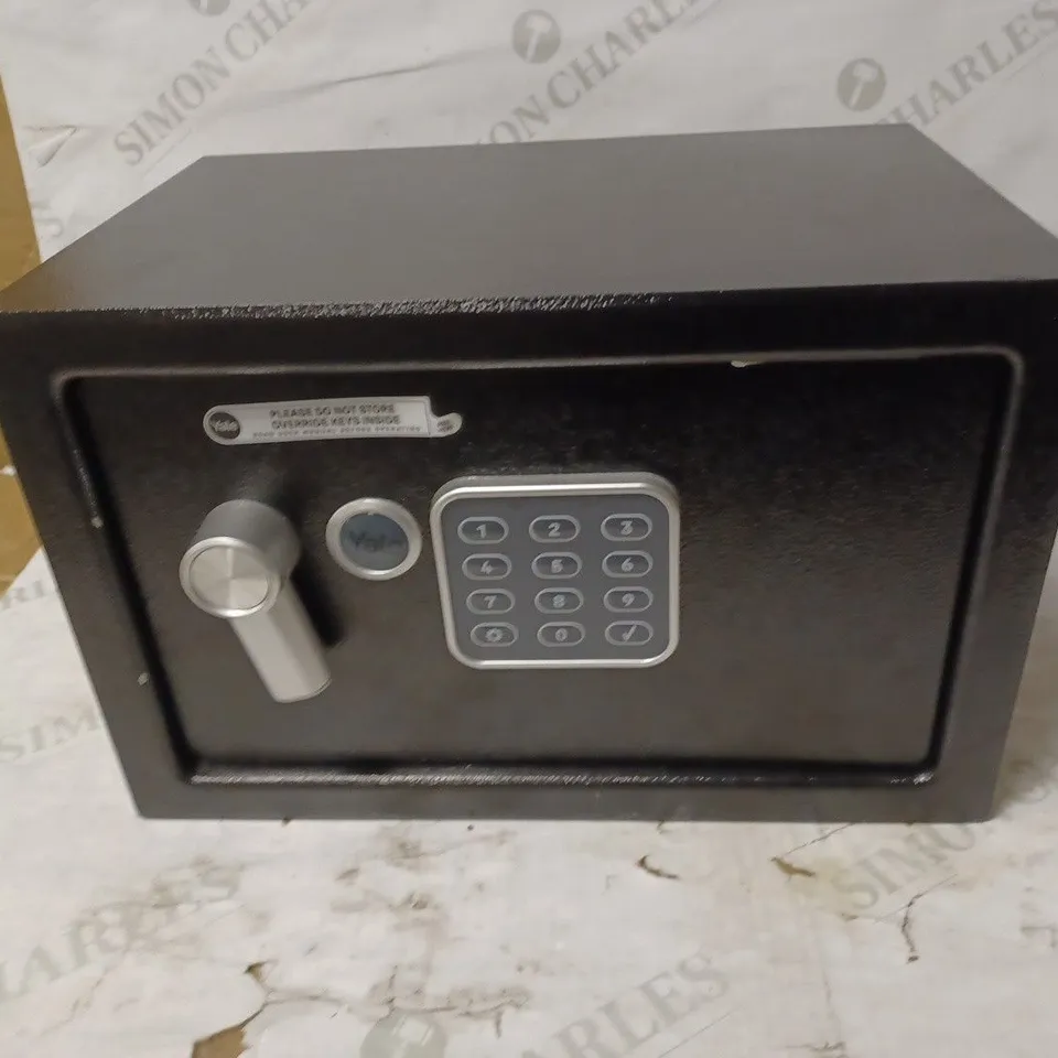 YALE ALARMED ELECTRONIC SAFE