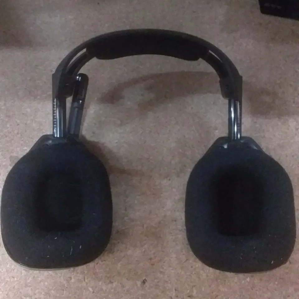 ASTRO GAMING A50 WIRELESS GAMING HEADSET
