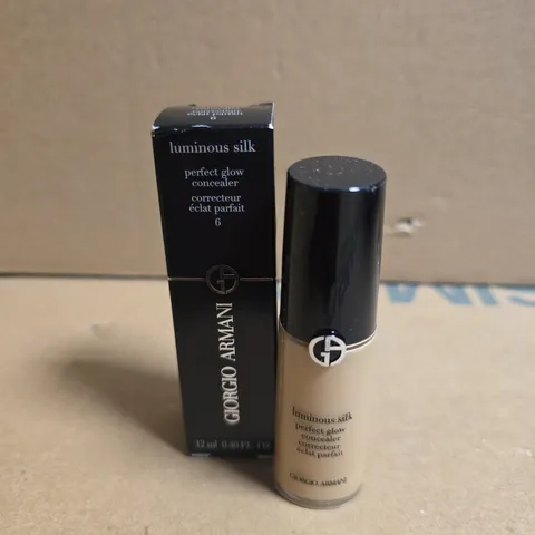 GIORGIO ARMANI LUMINOUS SILK PERFECT GLOW CONCEALER – SHADE 6 (12ML)