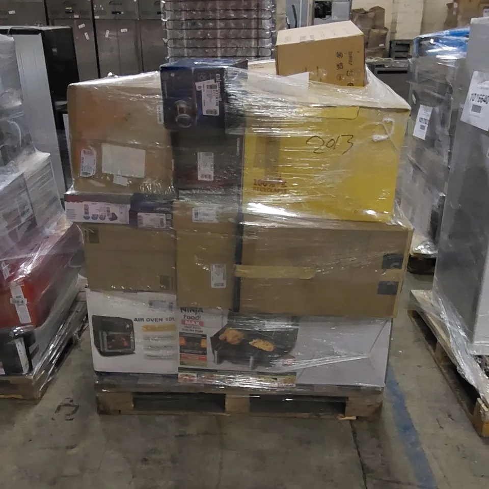 PALLET OF APPROXIMATELY 2 ASSORTED HOUSEHOLD & ELECTRICAL PRODUCTS TO INCLUDE