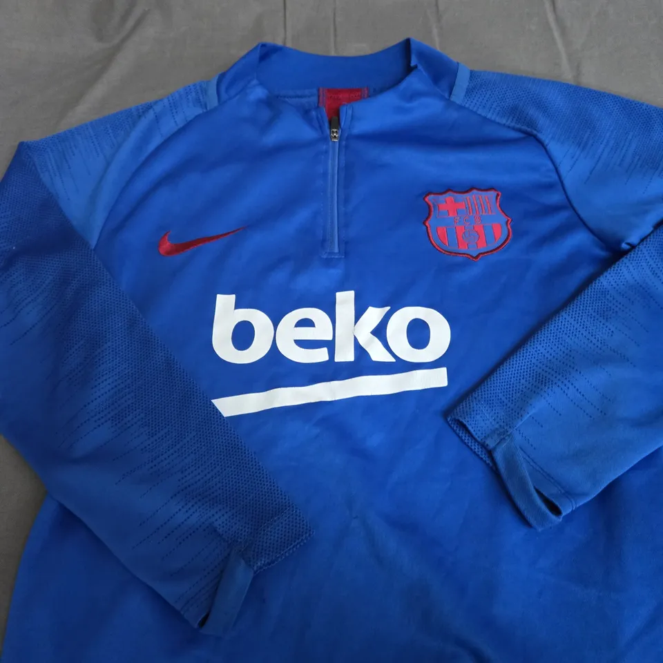 FC BARCELONA TRAINING TOP SIZE 12