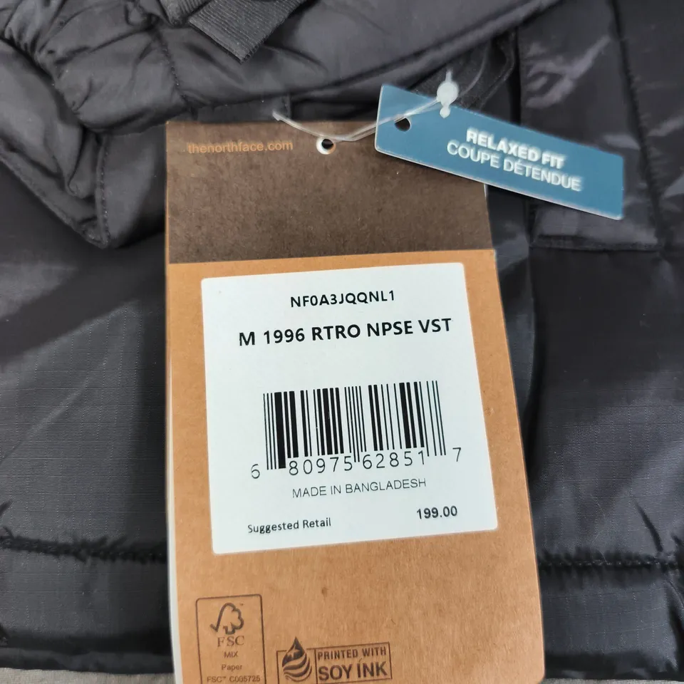 THE NORTH FACE BLACK PUFFER JACKET,– SIZE M
