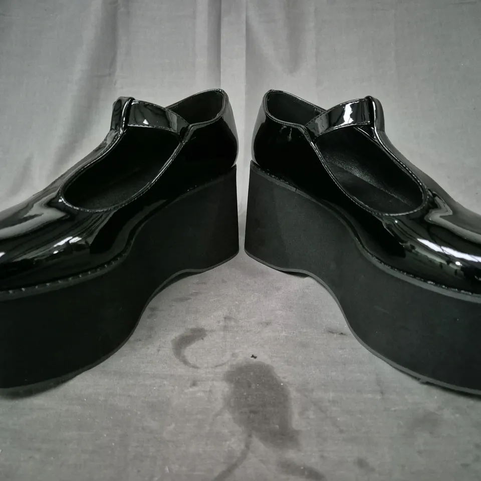 BOXED PAIR OF KOI MORENO BLACK PLATFORM MARY JANES UK SIZE 6