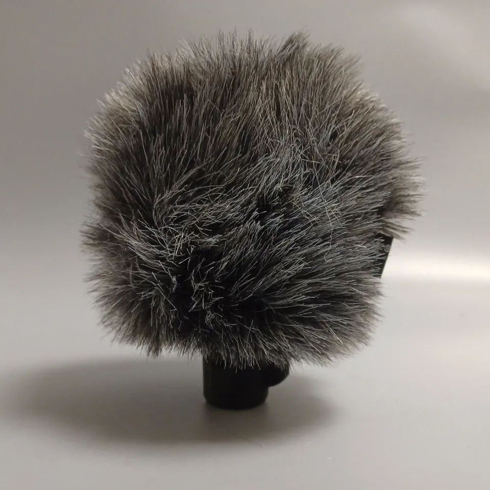 BOXED RODE LIGHTNING CONNECTOR VIDEOMIC ME-L DIRECTIONAL MICROPHONE