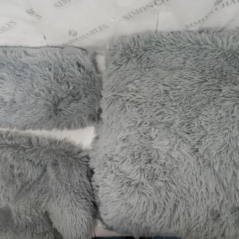 SET OF 3 RUGS - 1 LARGE, 2 SMALL, GREY
