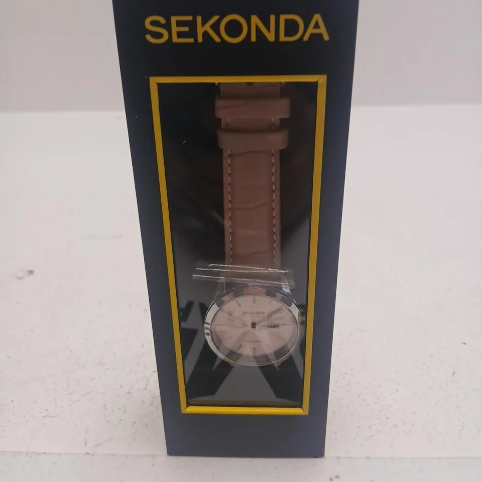 SEKONDA WRISTWATCH WITH BEIGE LEATHER STRAP – BOXED