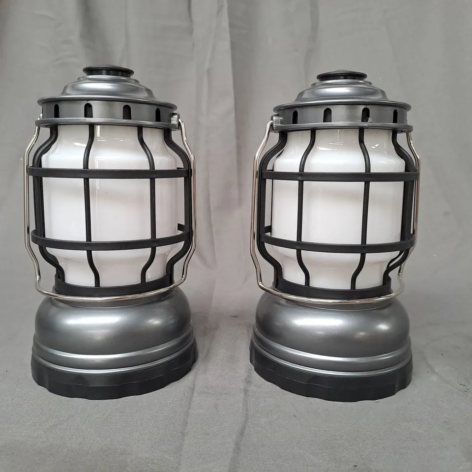 BOXED 2X HANGING BATTERY LANTERNS 