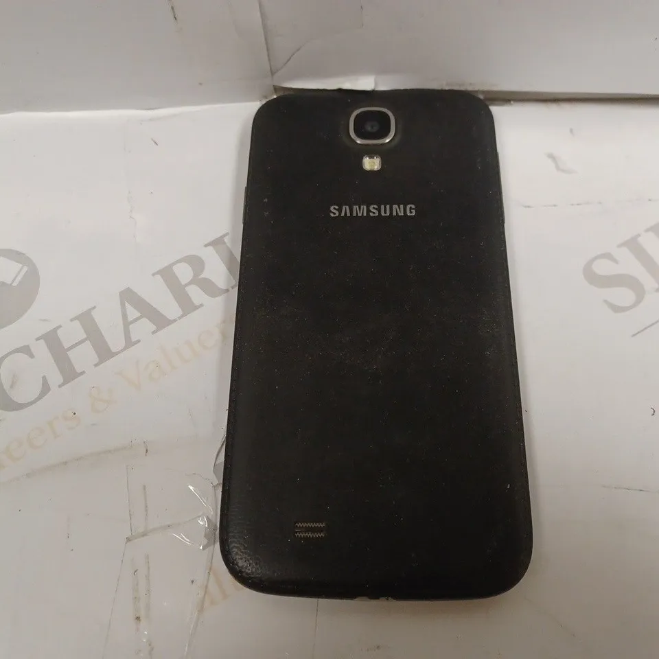 SAMSUNG GALAXY S4