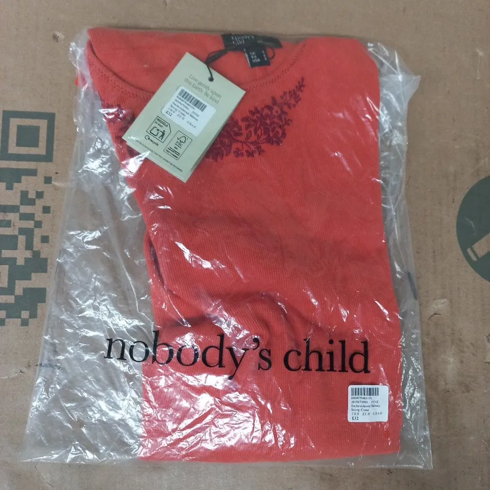 BAGGED NOBODY'S CHILD EMBROIDERED SKINNY SCOOP CAMI IN PINK SIZE UK SMALL