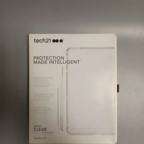 9 X BOXED TECH21 IMPACT CLEAR PROTECTIVE CASES FOR IPAD PRO 9.7"