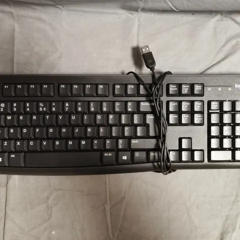 LOGITECH K120 USB KEYBOARD