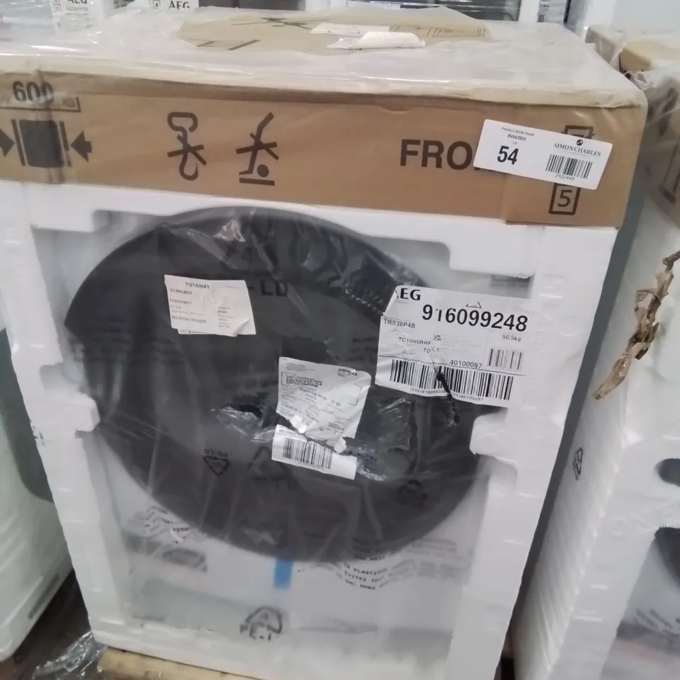 AEG 8000 TR838P4B FREESTANDING HEAT PUMP TUMBLE DRYER, 8KG LOAD, WHITE RRP £750