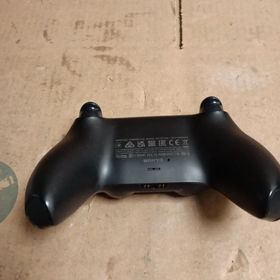 PLAYSTATION 5 DUAL SENSE WIRELESS CONTROLLER
