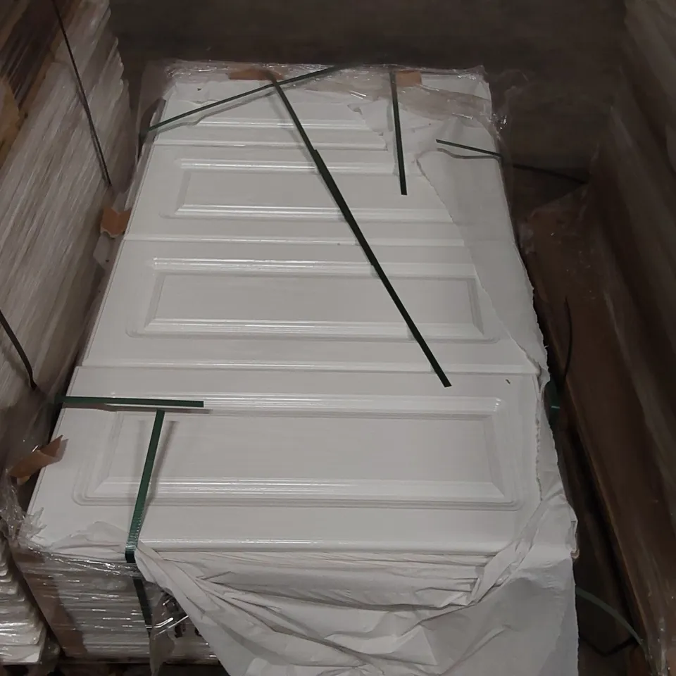 PALLET OF LARGE QUANTITY OF KITCHENS/BEDROOM REPLACEMENT CABINET DOOR/DRAWER/END PANELS IN ASSORTED SIZES