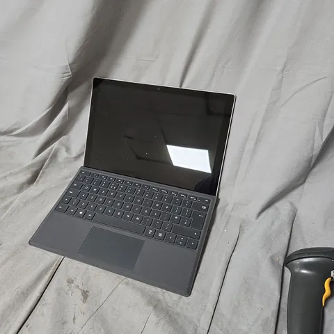MICROSOFT SURFACE PRO 5 (I5-7300U, 8GB RAM, 256GB) 12.3" TABLET WITH KEYBOARD