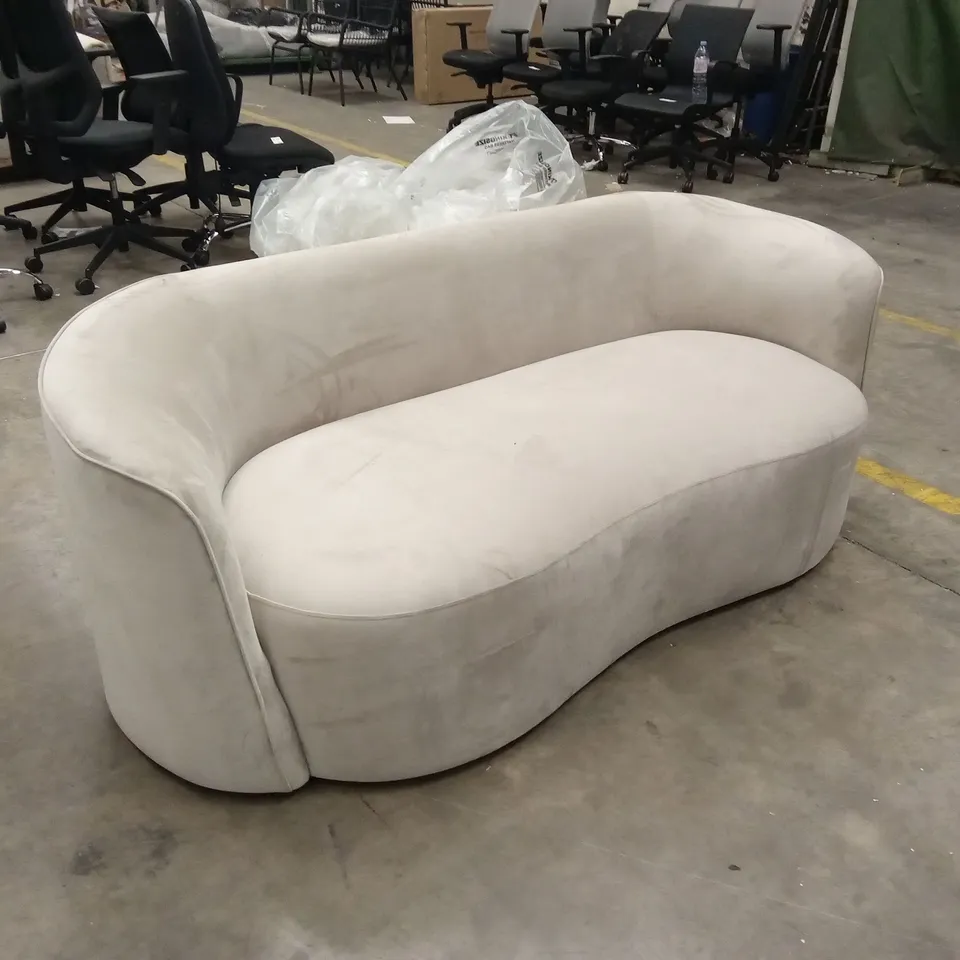 HAYWORTH 3 SEATER VELVET SOFA 