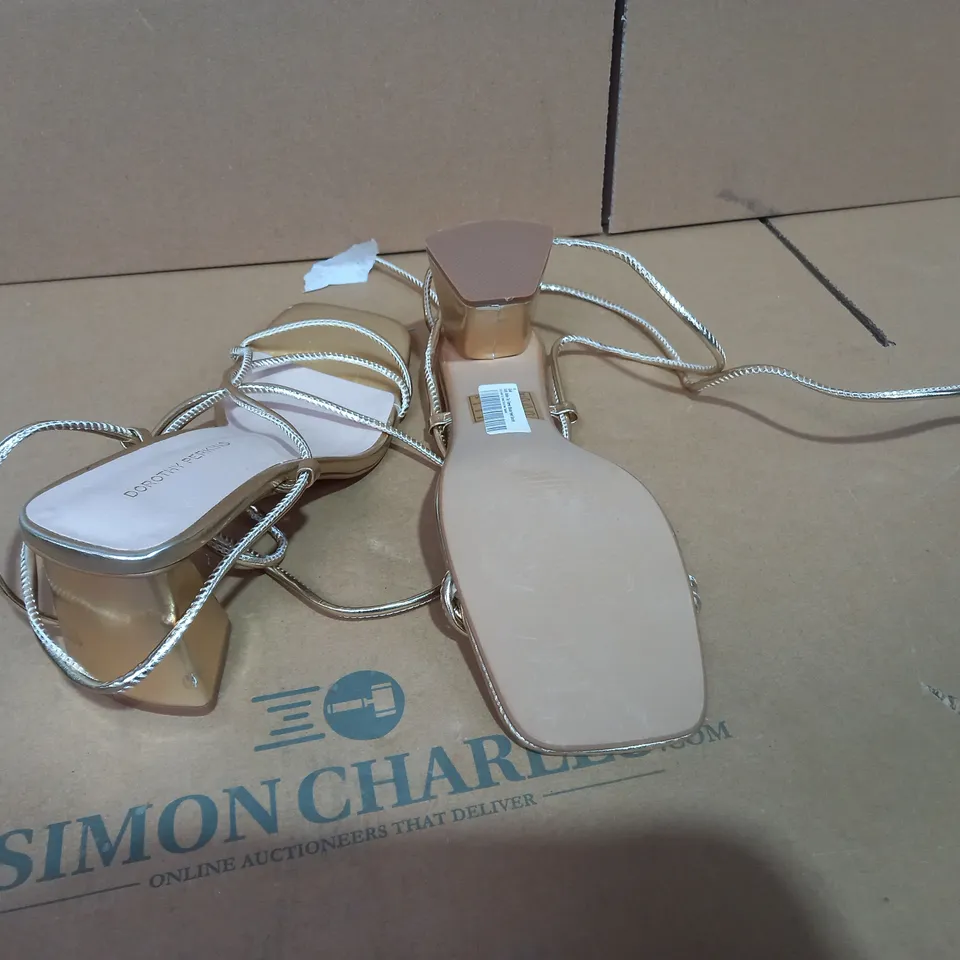 PAIR OF SIZE 8 DOROTHY PERKINS GOLD SULLY ANKLE FOOTWEAR