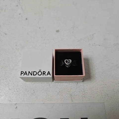 PANDORA HEART CHARM IN BOX WITH BAG