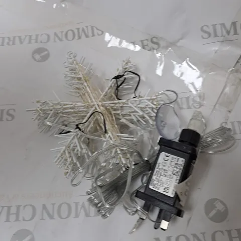 BOXED SNOWFLAKE OUTDOOR LIGHTS 120X120CM