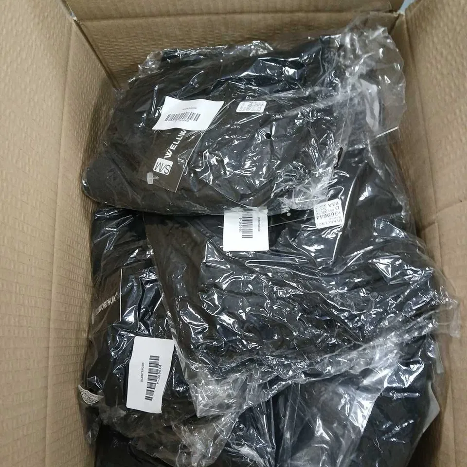 APPROXIMATELY 15 WELLWORTH UK LADIES CROP TOP AND JOGGERS SETS - BLACK - SIZE S/M