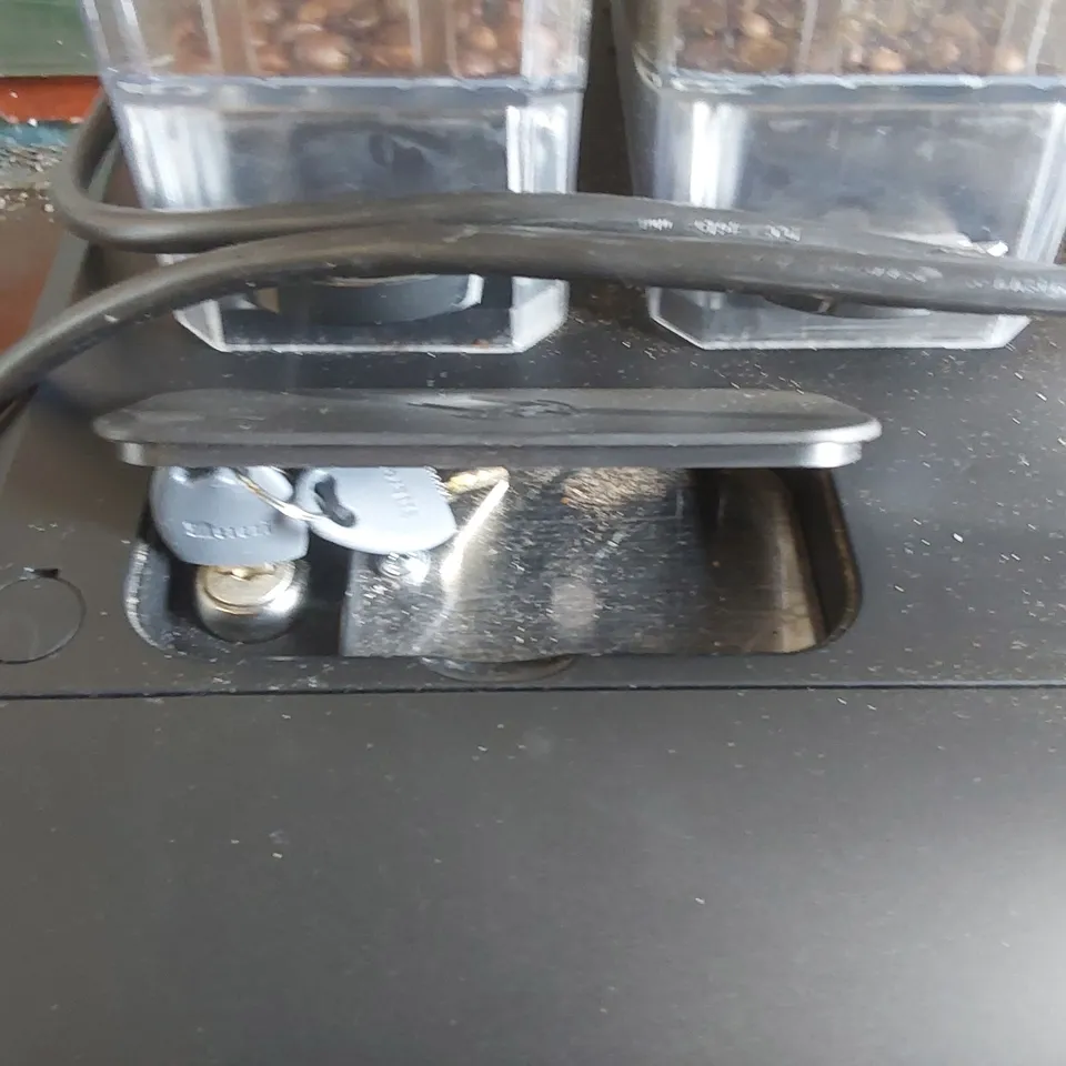 EVOCA KALEA PLUS COMMERCIAL COFFEE MACHINE WITH VITRIFRIGO MILK CHILLER