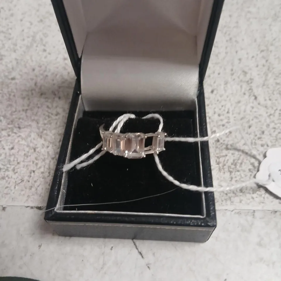 DIAMONIQUE 2.5CT PLATED BAGUETTE RING 