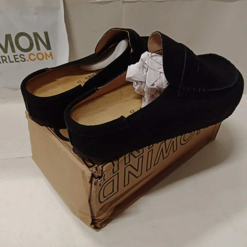 SNOWIND SNOW BOOTS, BLACK SUEDE, UK 8 (EU 42)