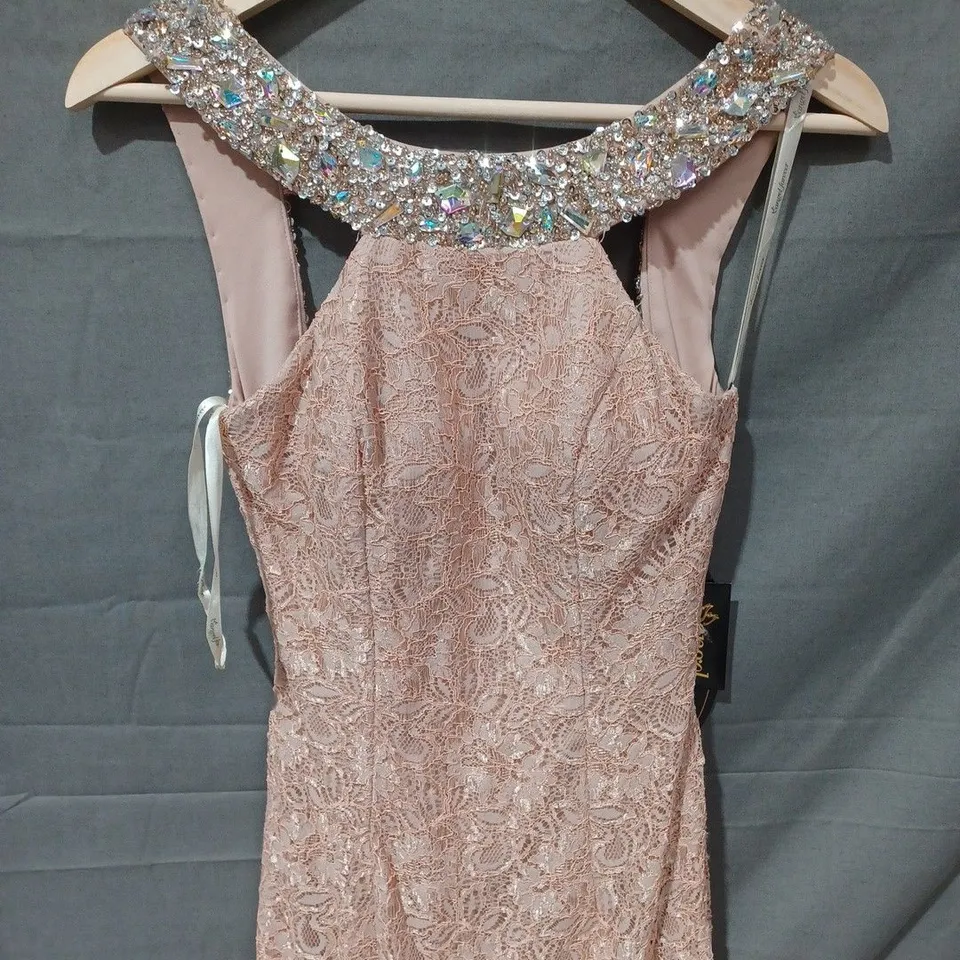 ANGEL FOREVER FLORAL MESH FAUX CRYSTAL DETAIL DRESS IN NUDE - 2XS