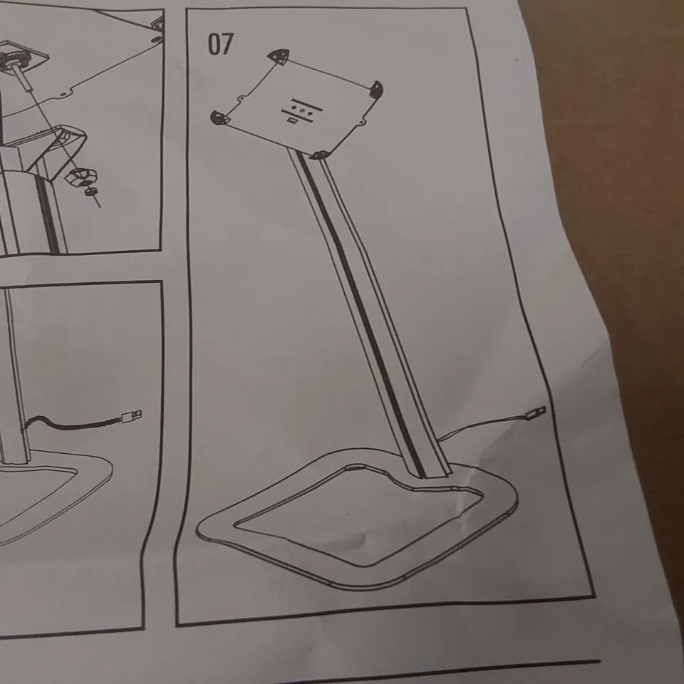 BOXED NOVEL IPAD KIOSK