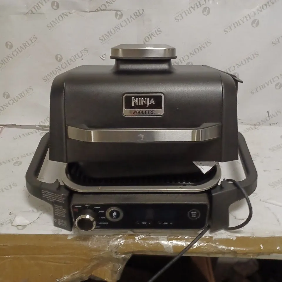 NINJA WOODFIRE ELECTRIC BBQ GRILL & SMOKER WITH AIR FRY FUNCTION OG701UKQ