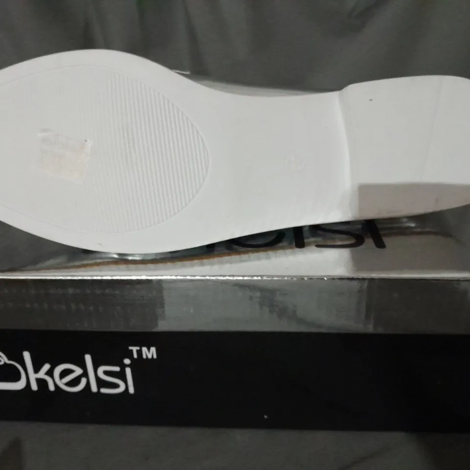 APPROXIMATELY 10  BOXED PAIRS OF KELSI SILVER SLIP ON SILVER LOAFERS IN VARIOUS SIZES INCLUDING SIZE  4/5/6/7 