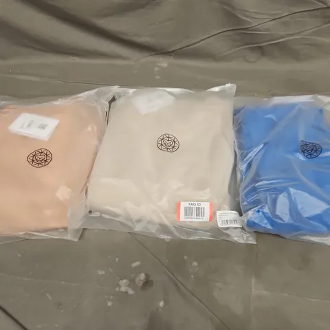 APPROXIMATELY 20 ASSORTED BAGGED UNISEX BRASS MONKEY JOGGERS IN VARIOUS SIZES TO INCLUDE COLOURS SUCH AS CORAL, CLAY, BLUE, ETC