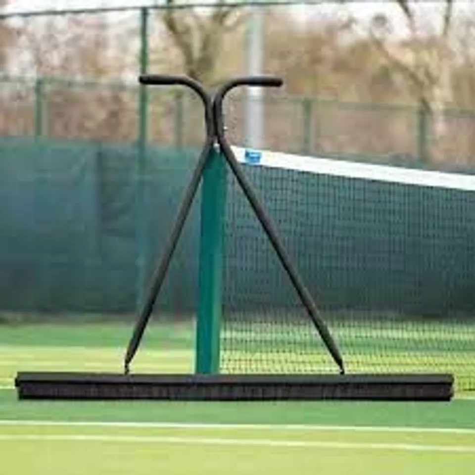 BOXED NET WORLD SPORTS 6FT DRAG BRUSH HARD
