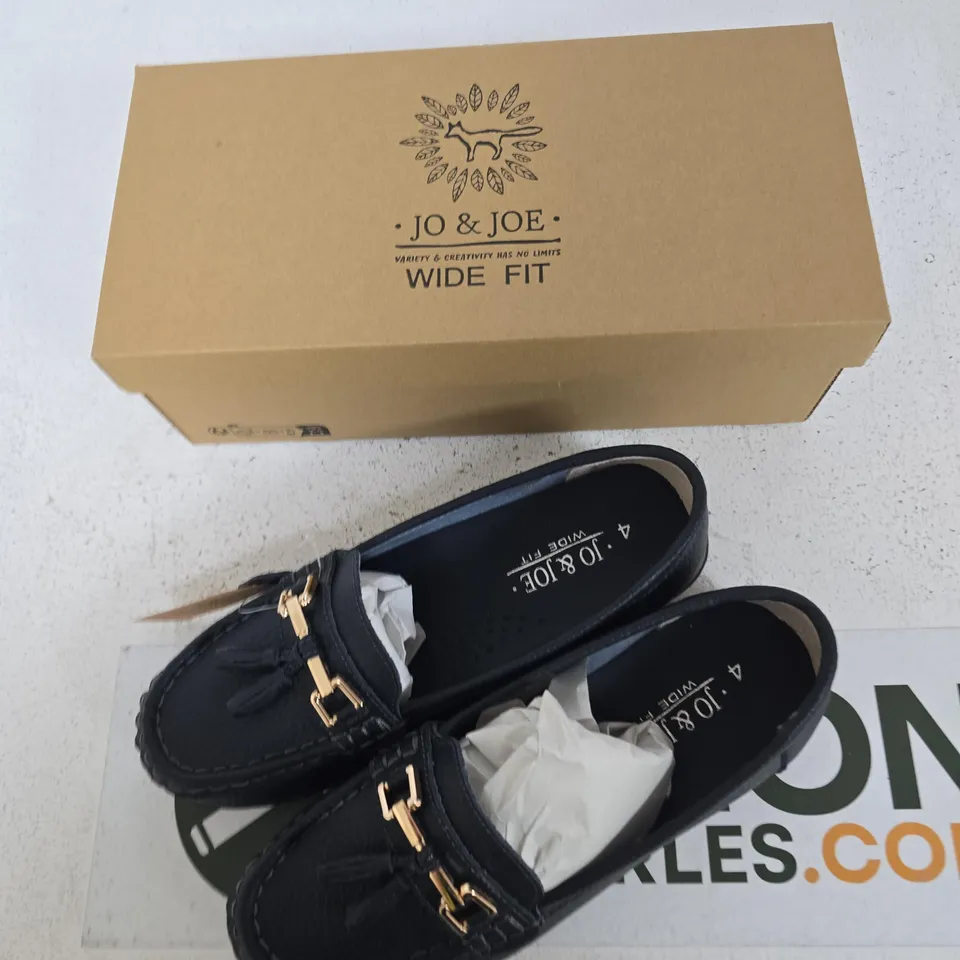 JO & JOE WIDE FIT NAVY LOAFERS - WOMEN'S UK 4 (BOXED)