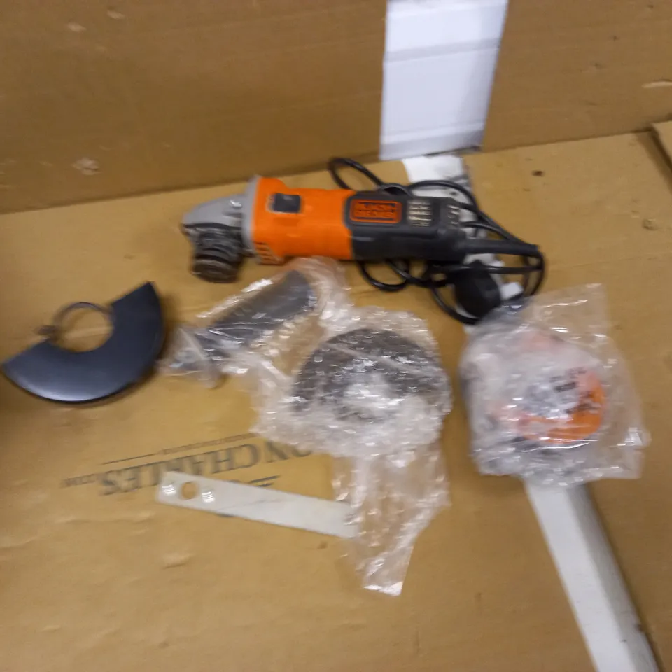 BLACK+DECKER BEG010A5-GB GRINDER