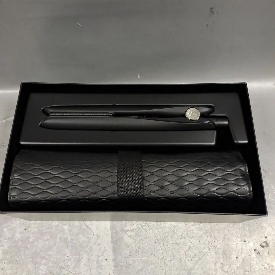 BOXED GHD GOLD PROFESSIONAL STYLER GIFT SET 