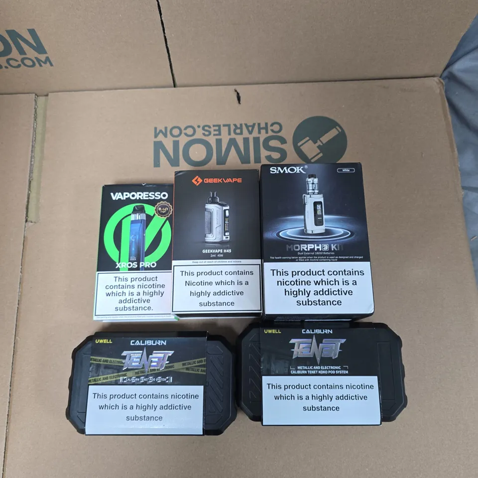 BOX OF APPROXIMATELY 30 ASSORTED E-CIGARETTES AND ACCOMPANIMENTS TO INCLUDE: SMOK MORPH3 