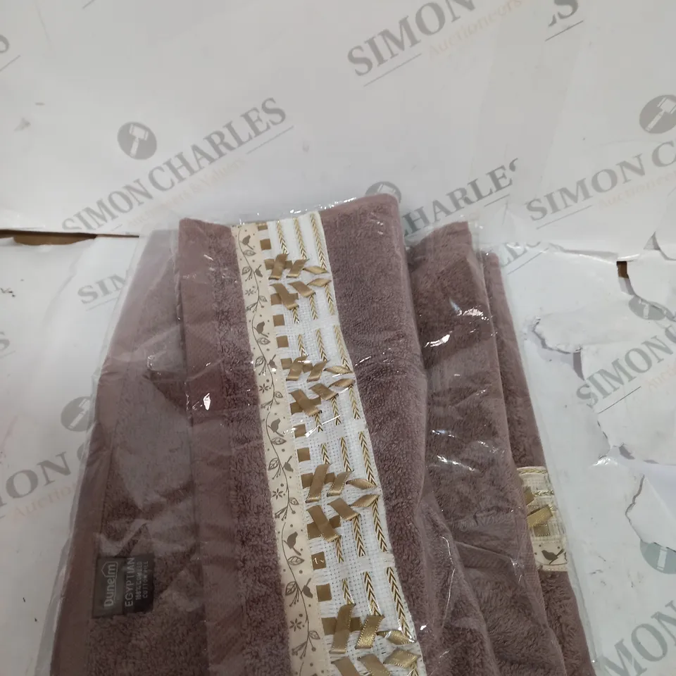 2 X STYLISH SMALL TOWEL FOR DECOR