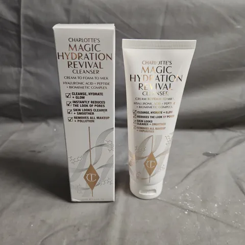 CHARLOTTE TILBURY CHARLOTTE'S MAGIC HYDRATION REVIVAL CLEANSER – 120ml, BOXED