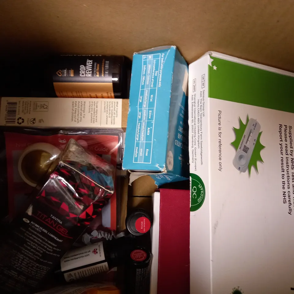 LOT OF APPROX 15 ASSORTED BEAUTY PRODUCTS TO INCLUDE MANSCAPED DEODORANT, INKOLOGY TATTOO REMOVAL CREAM, ANDREX WASHLETS, ETC 
