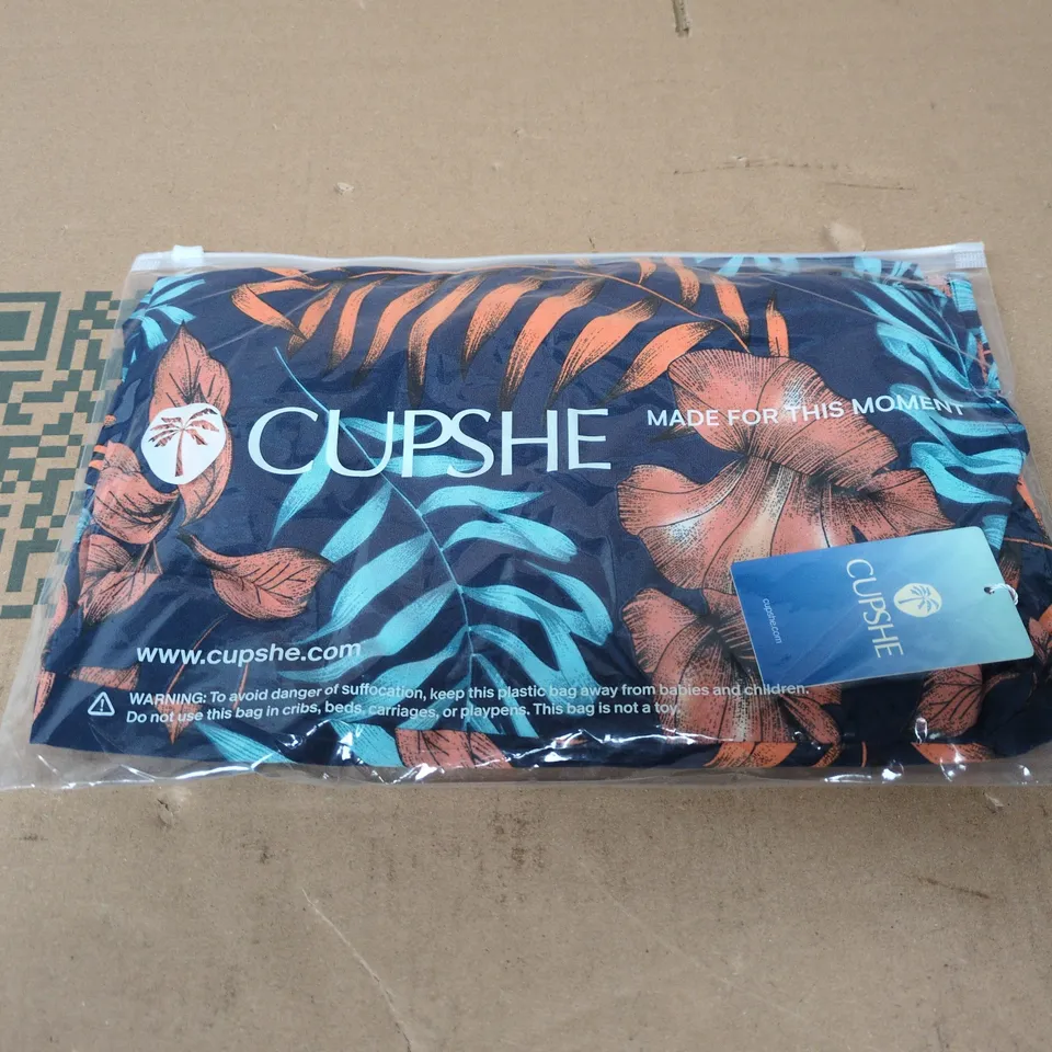 BAGGED CUPSHE LIKE LITERALLY TROPICAL MINI DRESS IN NAVY MULTI - MEDIUM