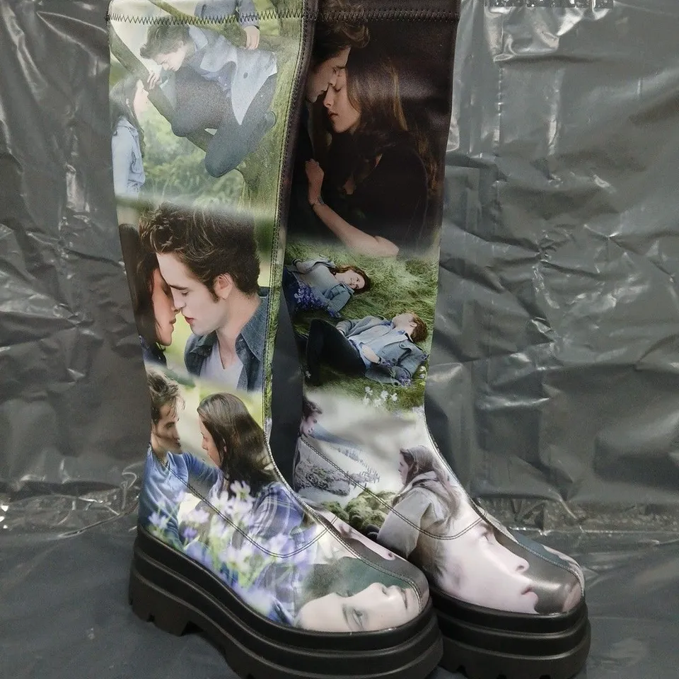 KOI TWILIGHT SAGA KNEE-HIGH PLATFORM BOOTS SIZE 6