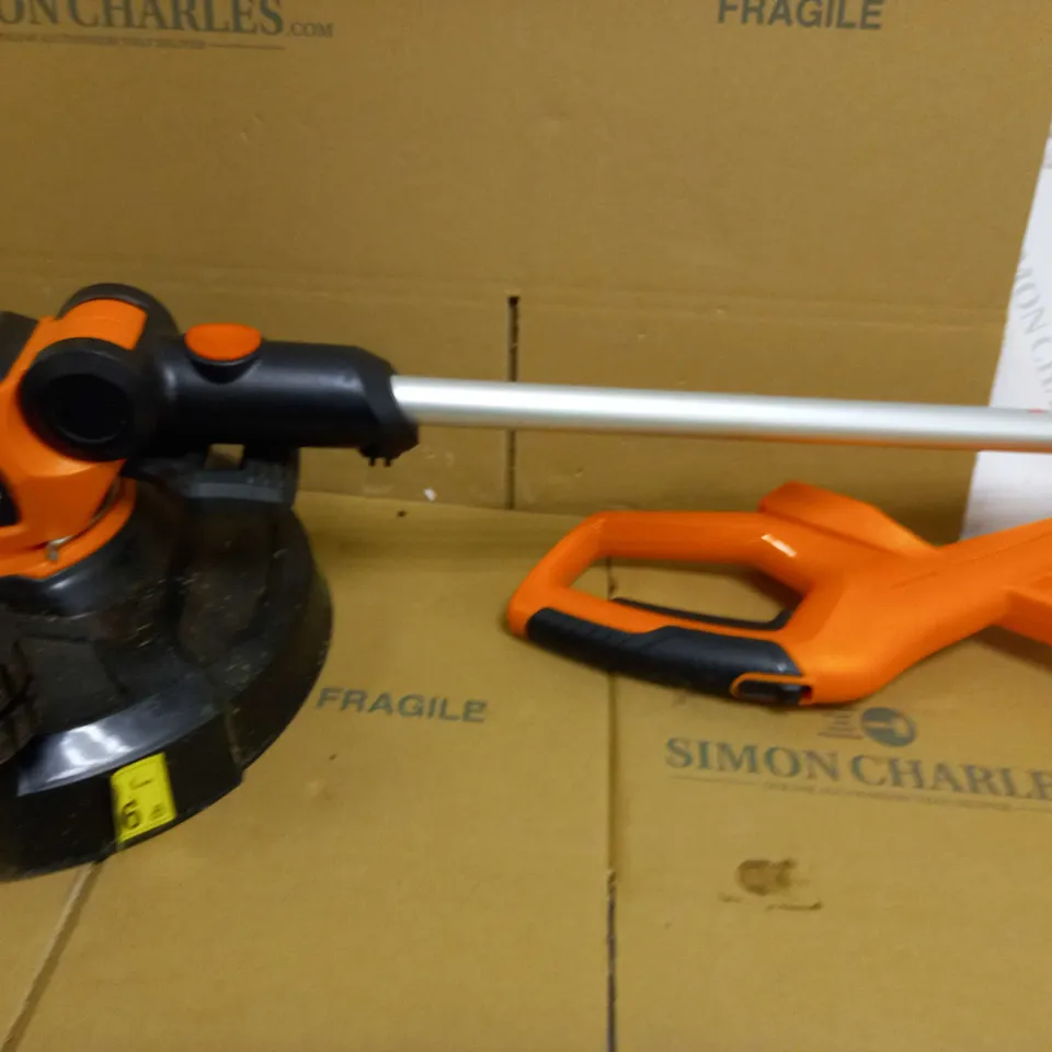 YARDFORCE LAWNMOWER AND STRIMMER