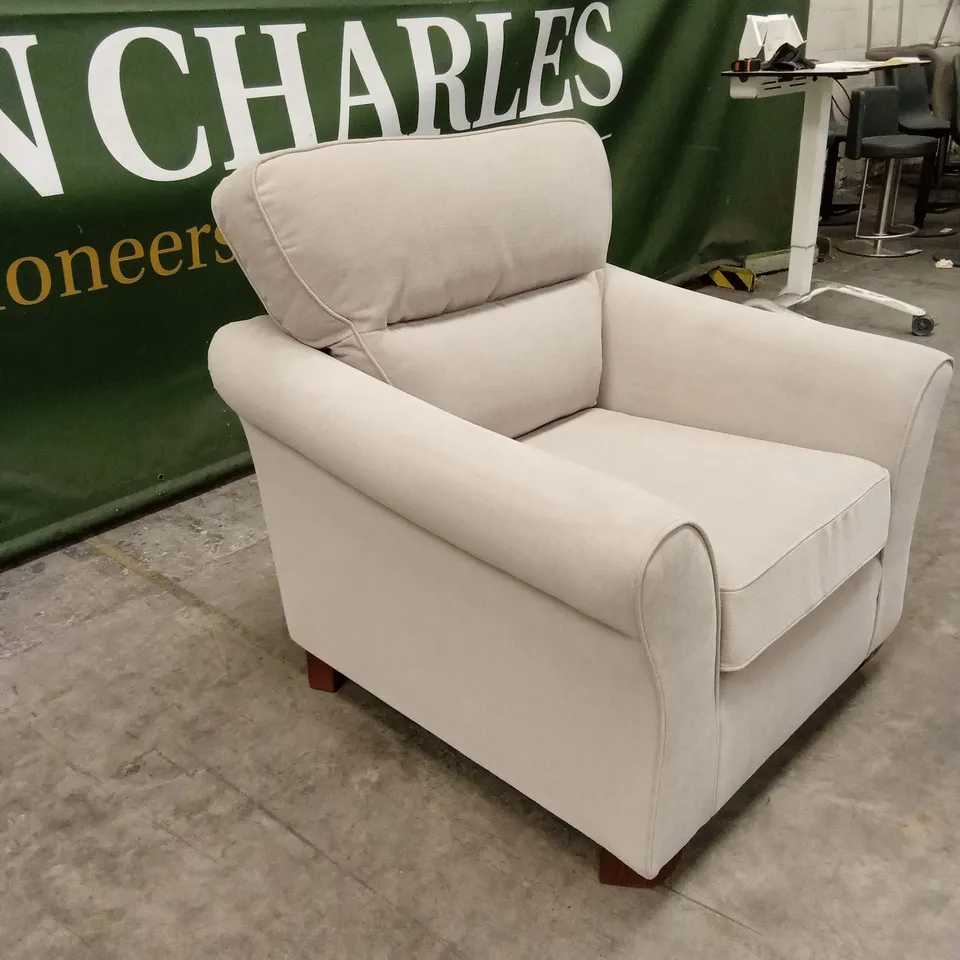 DESIGNER PEYTON FABRIC ARMCHAIR