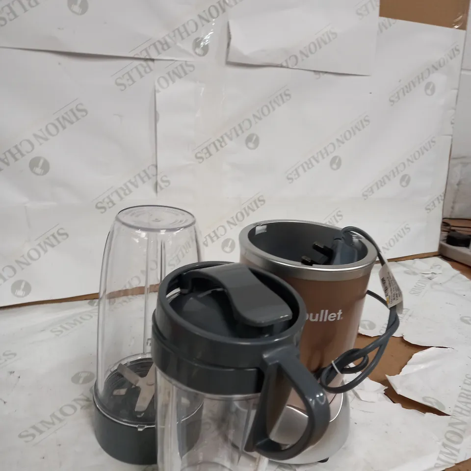 NUTRIBULLET 900W BLENDER CHAMPAGNE MULTI-FUNCTION SMOOTHIE MAKER