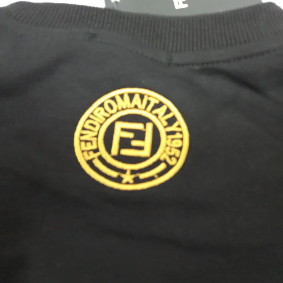 FENDI ROMA SWEATER IN BLACK/YELLOW - 3XL